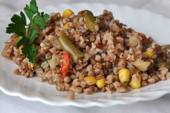 Buckwheat with added vegetables will consolidate the results of the diet. 