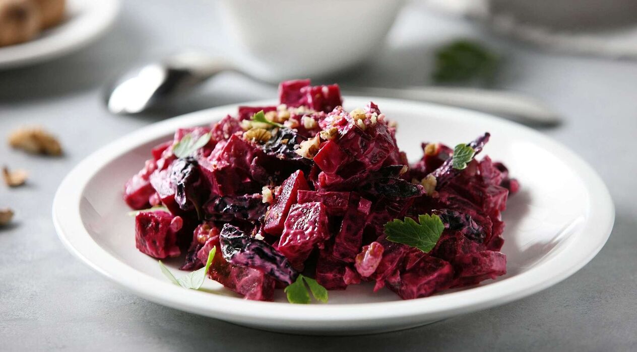 beet salad for body cleansing and slimming